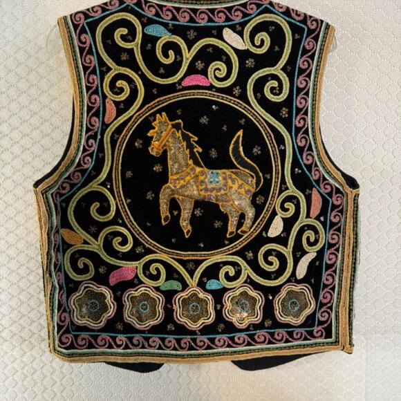 Vtg Carol Horn Workshop Embroidered, Beaded, & Sequin Vest on Black Velvet NWOT - Picture 7 of 11